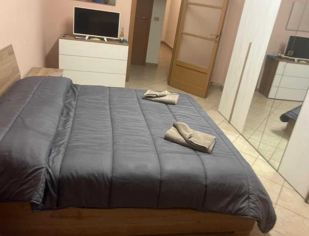 Piazza Bottini Lambrate Fs E M2 Apartment มิลาน ภายนอก รูปภาพ